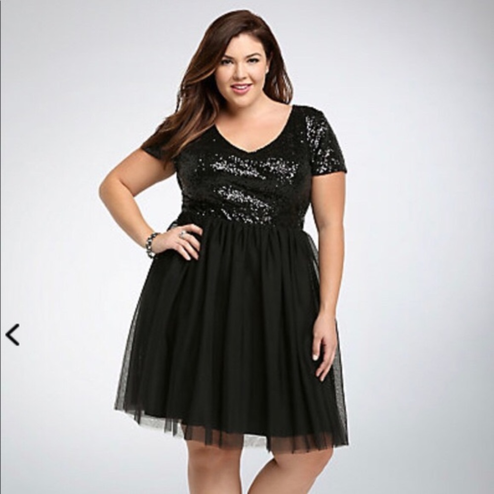 Beautiful sequin and tulle Size 18 Torrid dress